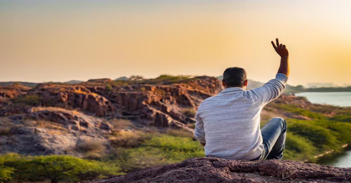 Poem on Life in Hindi